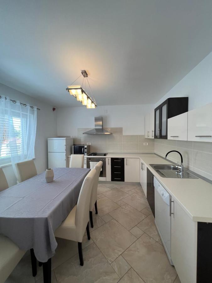 Ana Exclusive Apartments イェルサ エクステリア 写真