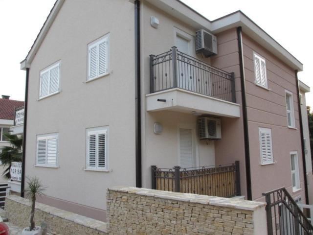 Ana Exclusive Apartments イェルサ エクステリア 写真