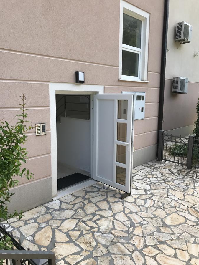 Ana Exclusive Apartments イェルサ エクステリア 写真